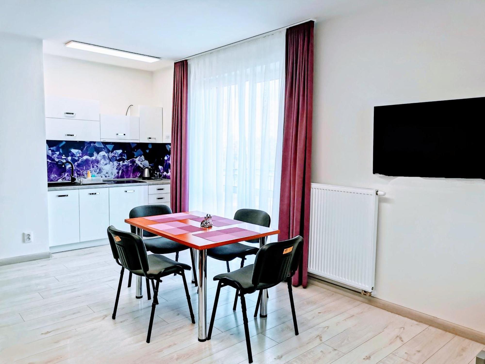 Comenius Apartments - Apartmany Na Rohu Svidnik Eksteriør bilde