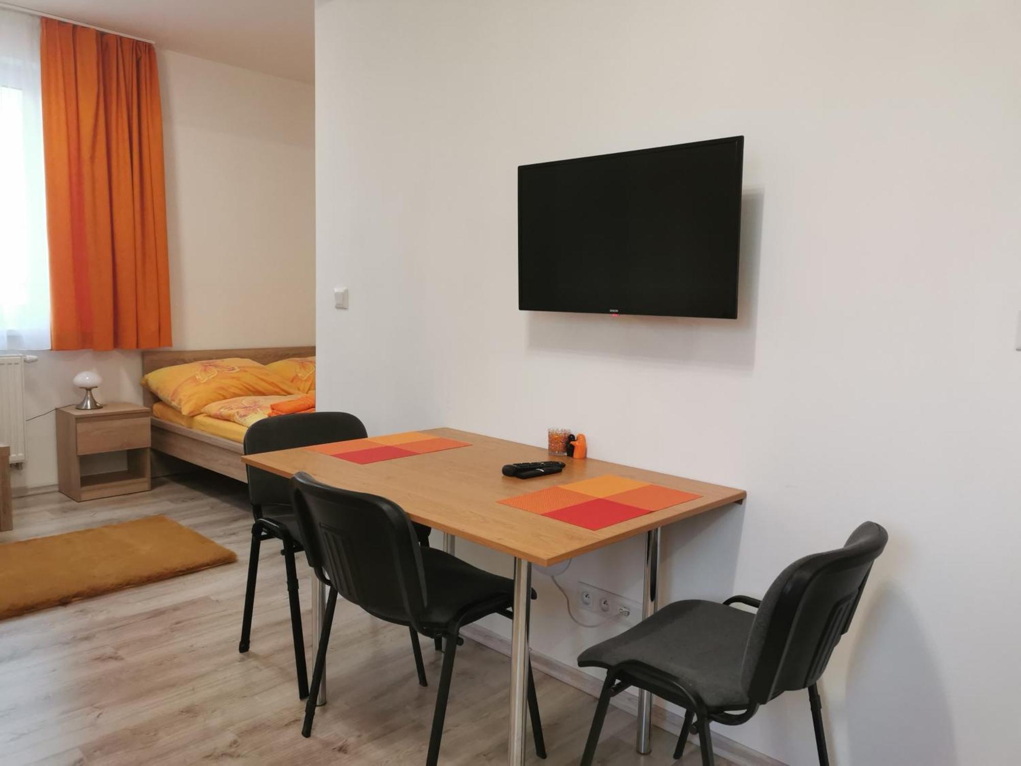 Comenius Apartments - Apartmany Na Rohu Svidnik Rom bilde