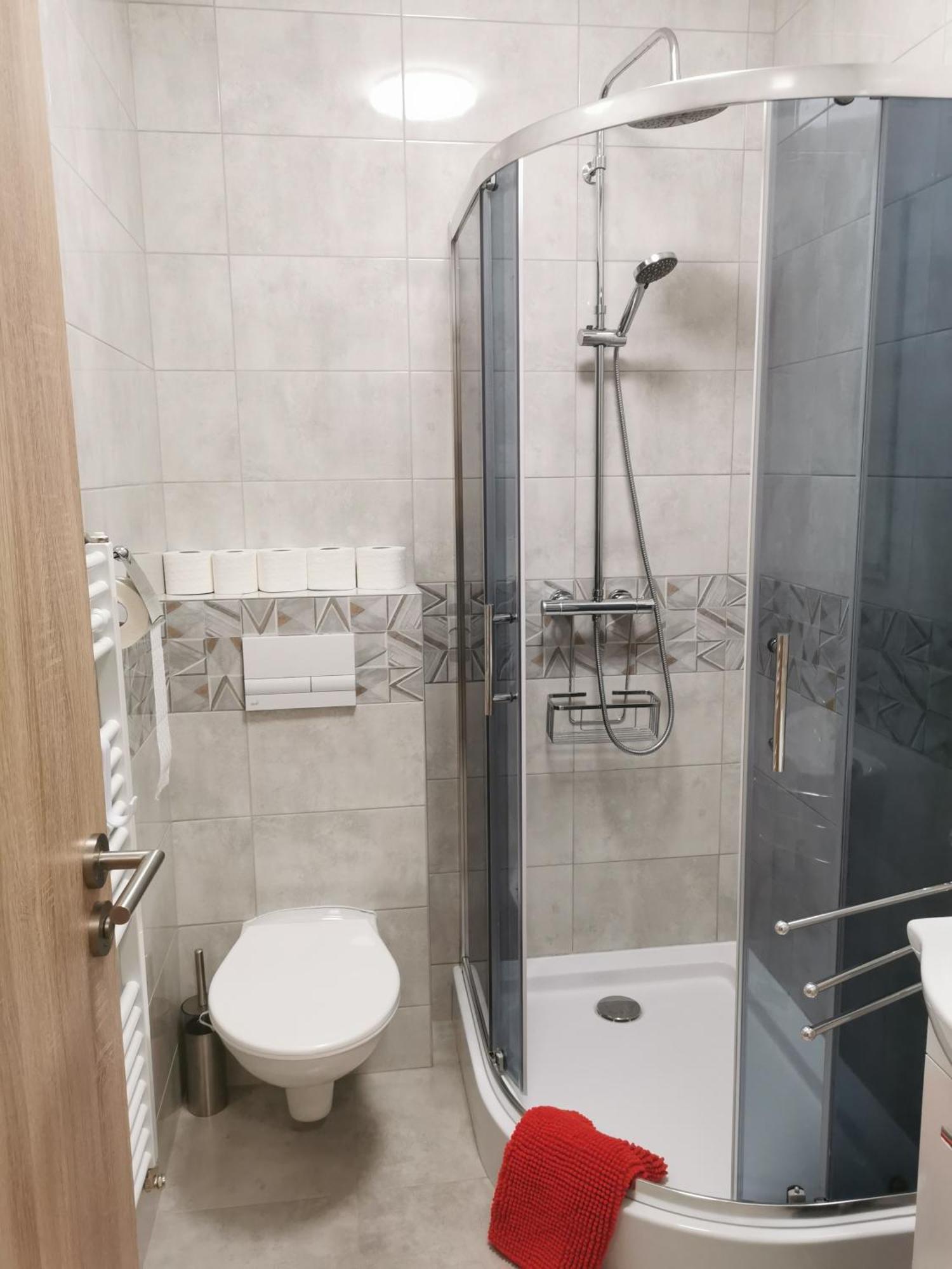 Comenius Apartments - Apartmany Na Rohu Svidnik Rom bilde
