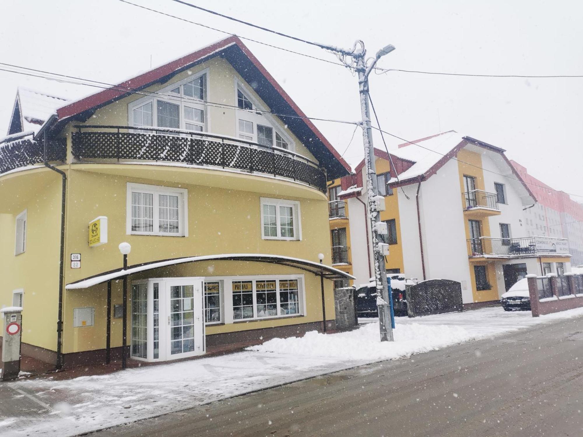 Comenius Apartments - Apartmany Na Rohu Svidnik Eksteriør bilde