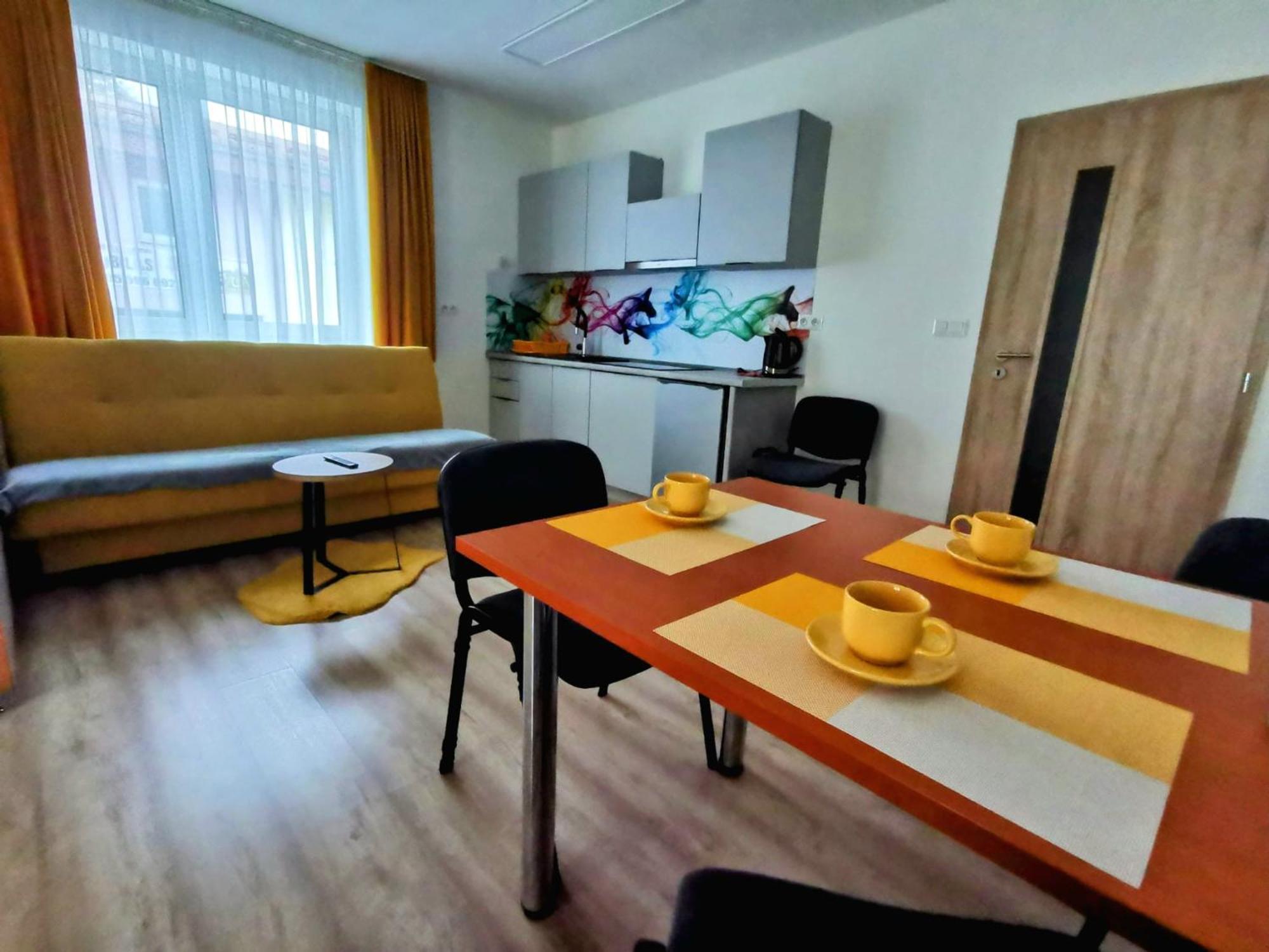 Comenius Apartments - Apartmany Na Rohu Svidnik Eksteriør bilde